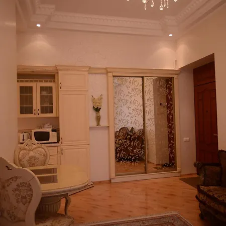 Deribasovskaya/gavanaya Apartment *