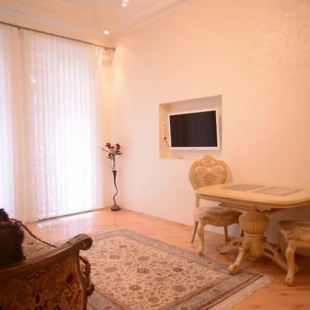 Deribasovskaya/gavanaya Apartment Odesa