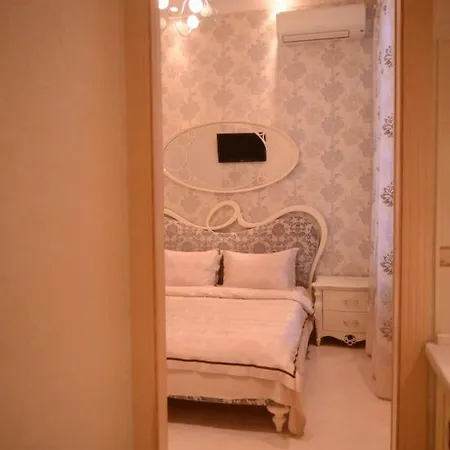 Deribasovskaya/gavanaya Apartment Odesa