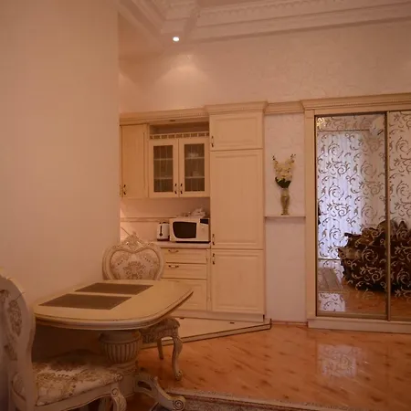 Deribasovskaya/gavanaya * Odesa